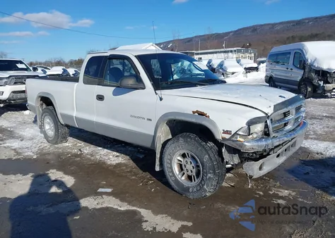 2000 Dodge Dakota Slt/Sport from USA, damaged, VIN 1B7GG22X7YS649214